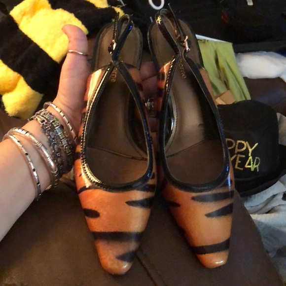 liz claiborne heels